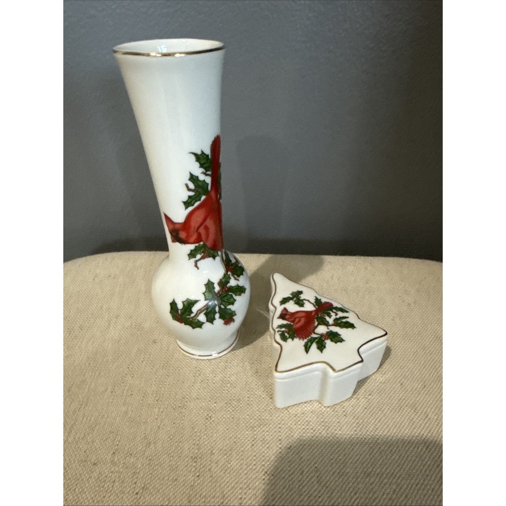 Vintage Lefton 6.5" Christmas Cardinal‎ Holly Berry Bud Vase & Trinket Tree Box
